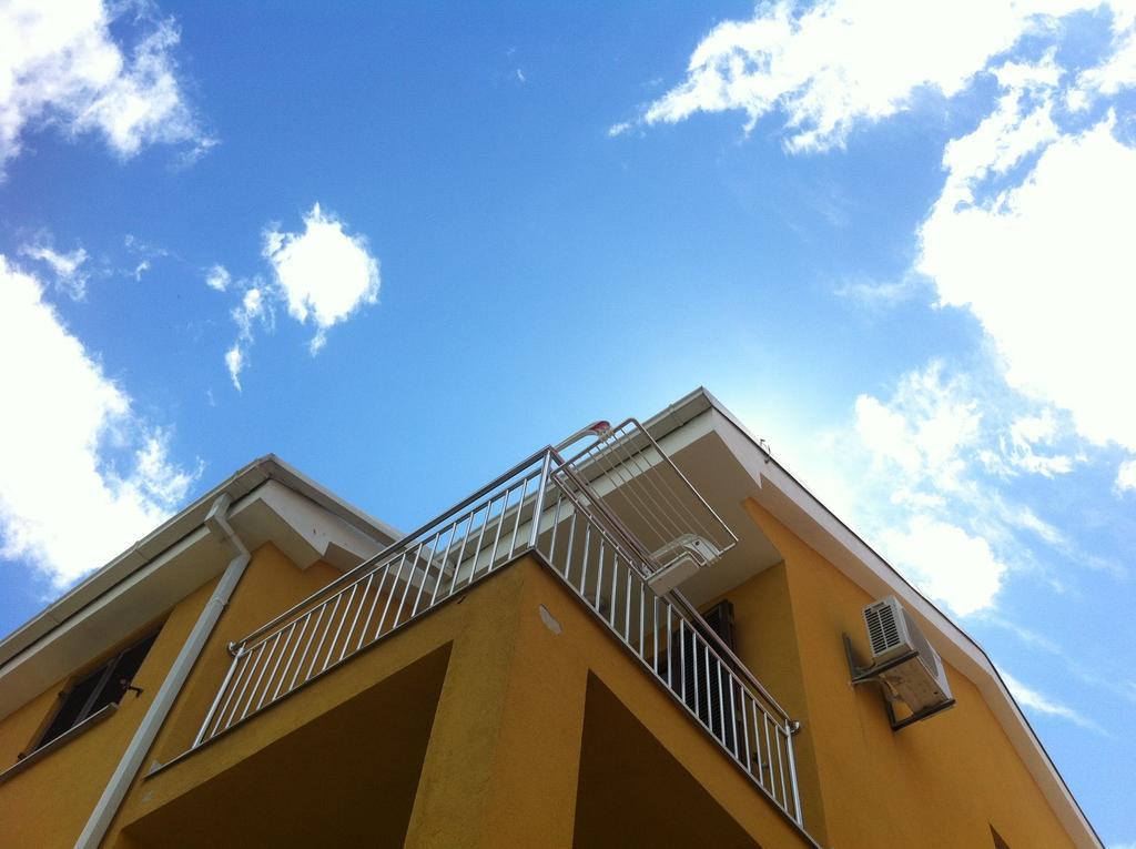 Apartments Leona & David Malinska Quarto foto
